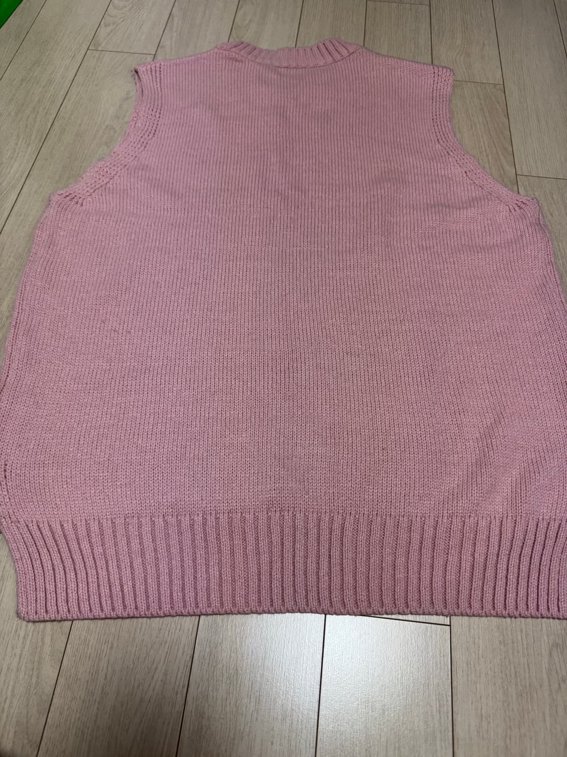 연핑크 라운드넥 니트조끼 상품이미지3