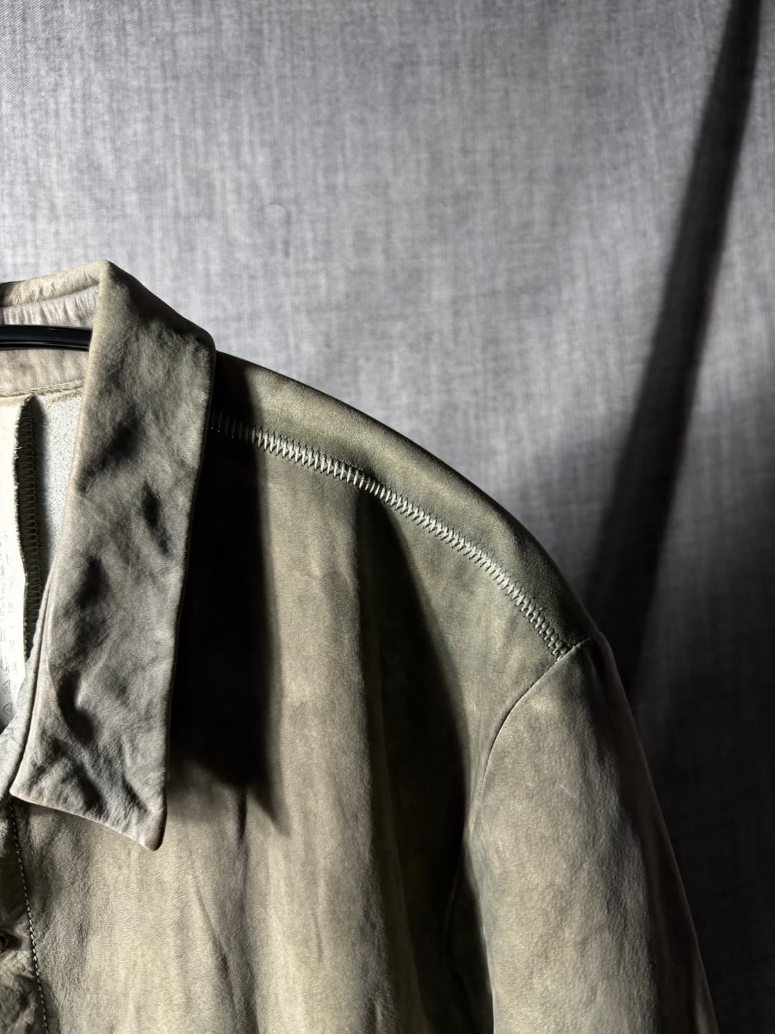 아이작셀럼 송아지가죽 레더셔츠 상품이미지7