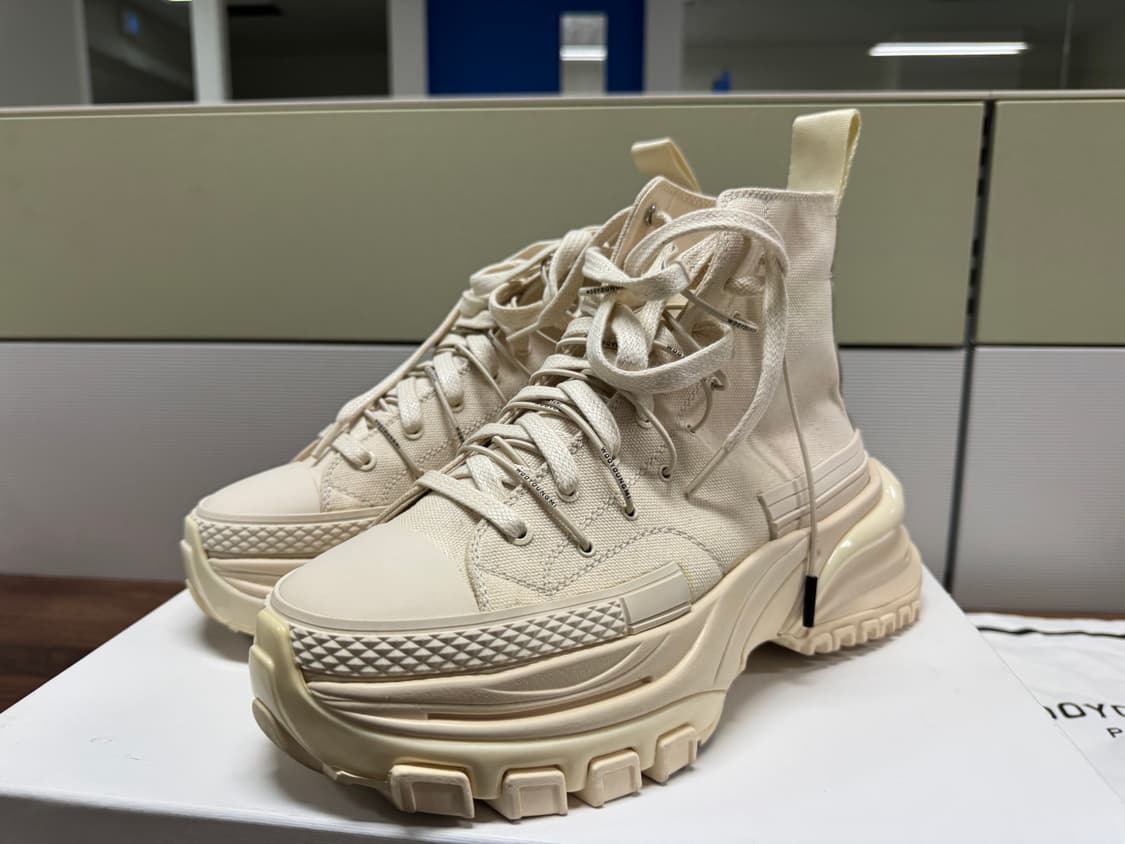 우영미 더블레이스 하이탑 41사이즈(265) 판매합니다. 상품이미지5