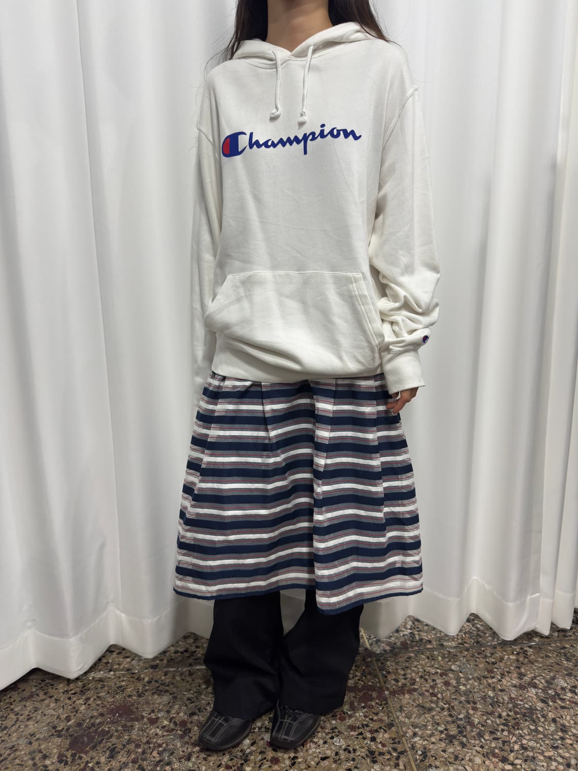 champion logo hoodie 상품이미지3