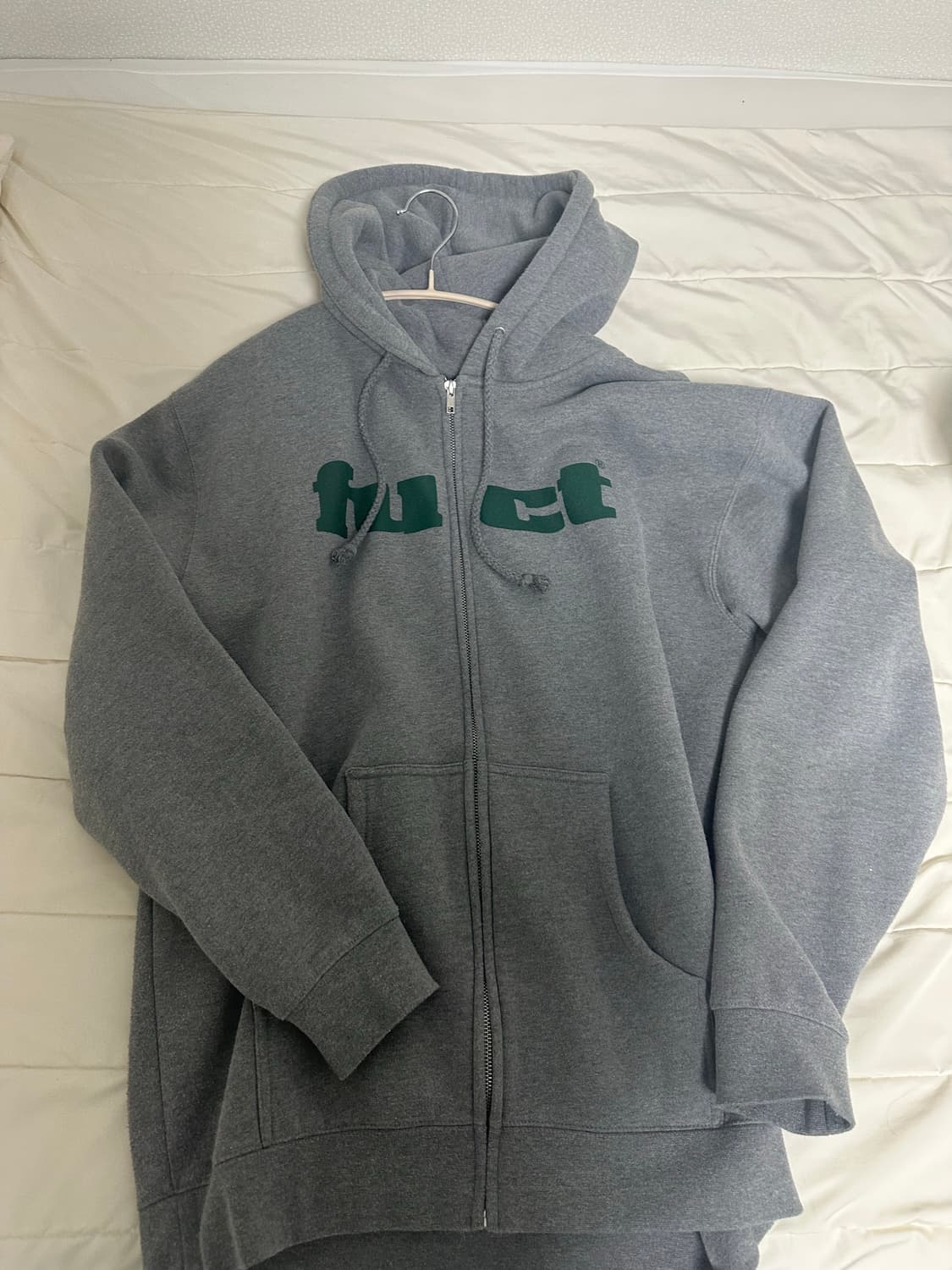 Fuct og logo 후드 판매합니다. 상품이미지2