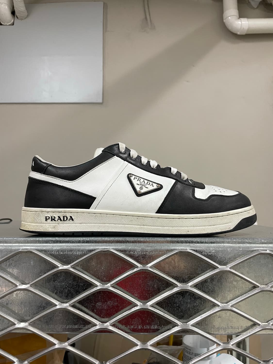 프라다 다운타운 스니커즈 화이트 8(gr-4726) 상품이미지4