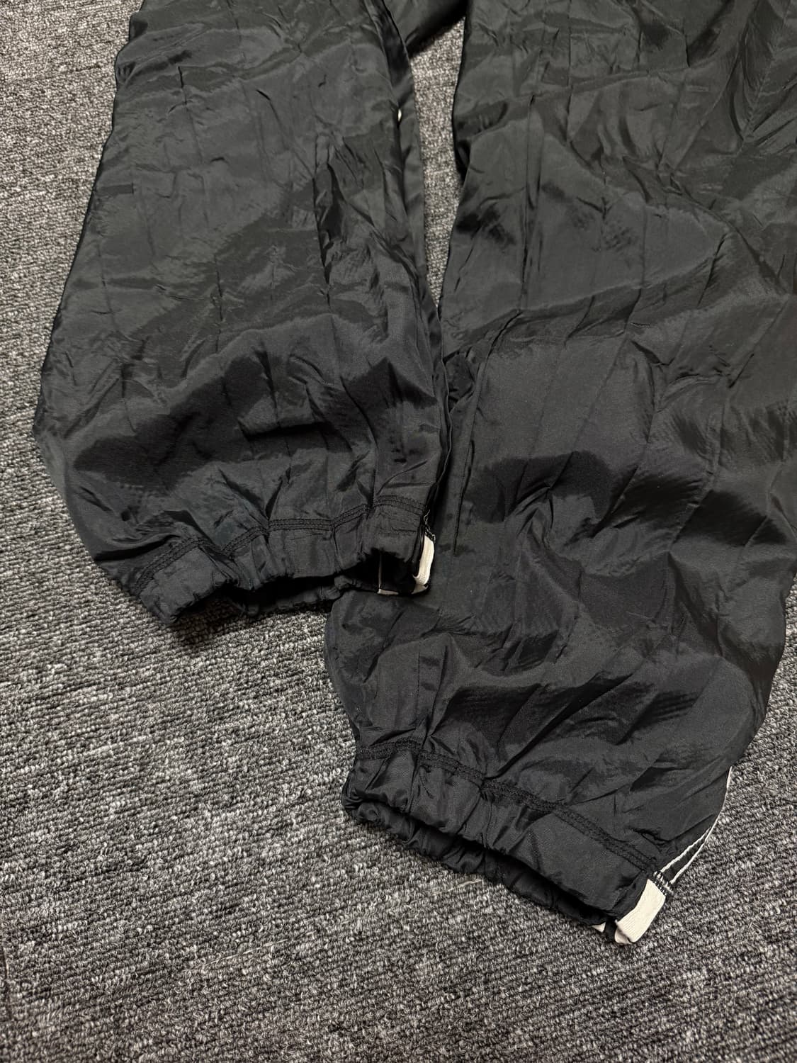 [M] 아디다스 X 알렉산더왕 쭈글이 트랙 팬츠 블랙 상품이미지3