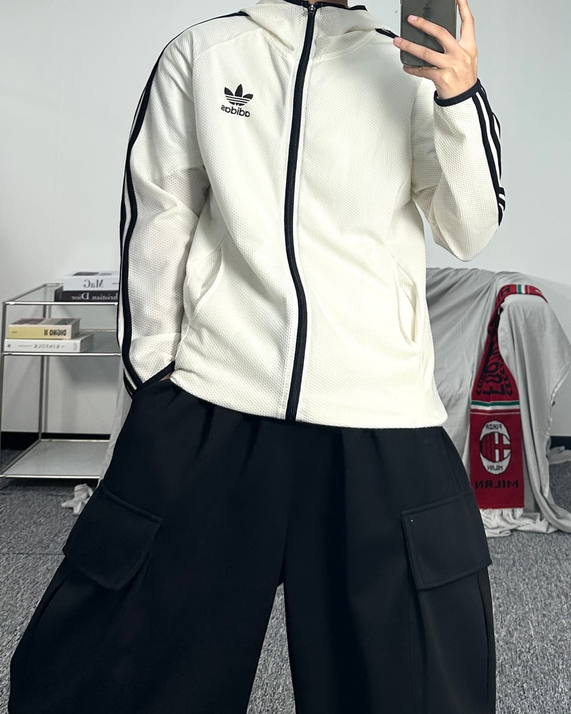 아디다스 화이트 매쉬 후드 트랙탑 L 상품이미지3