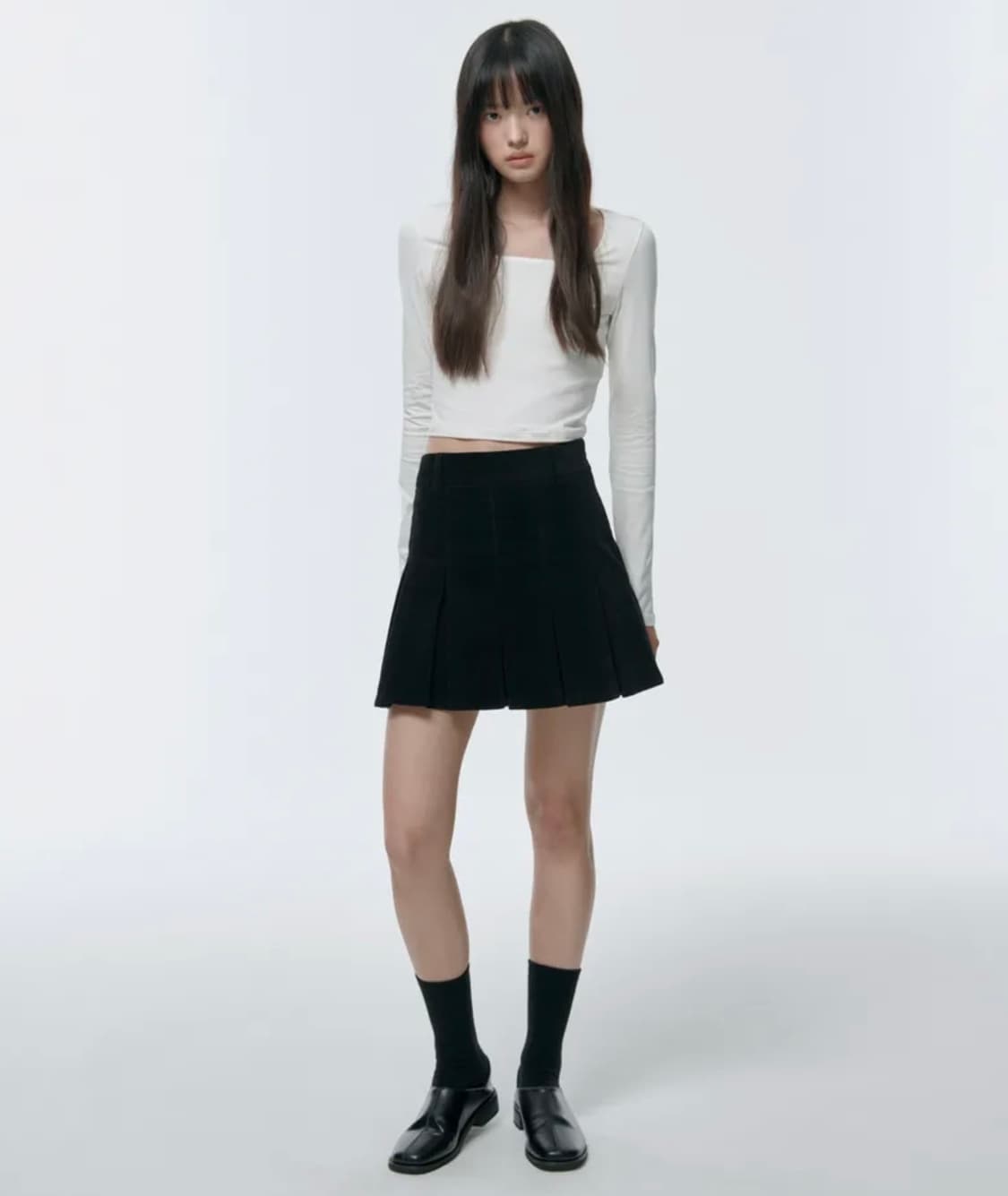 무신사 스탠다드 우먼즈 코듀로이 플리츠 미니 스커트 [블랙] 상품이미지1