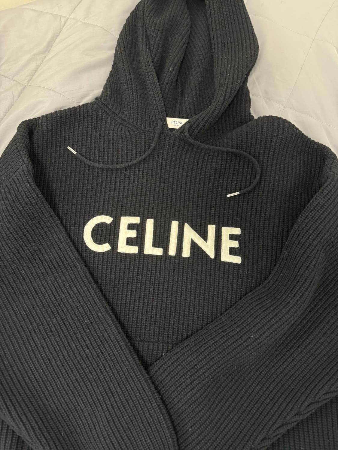 셀린느 립드 울 후드 스웨터(매장판) 상품이미지1