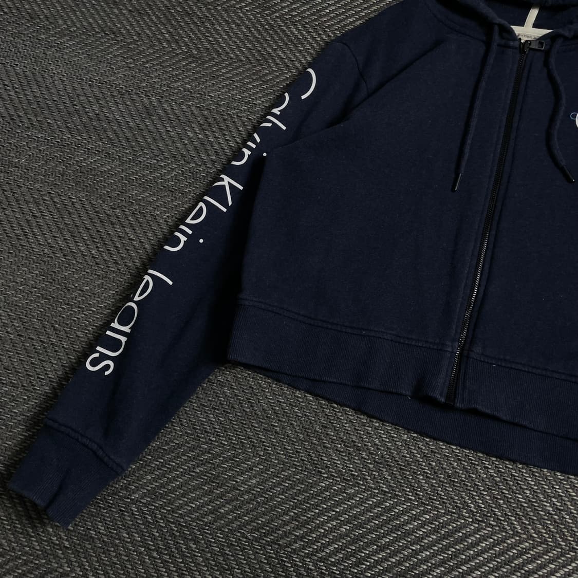 캘빈클라인 우먼스 스펠아웃 빅로고 후드집업 y 4793 상품이미지3