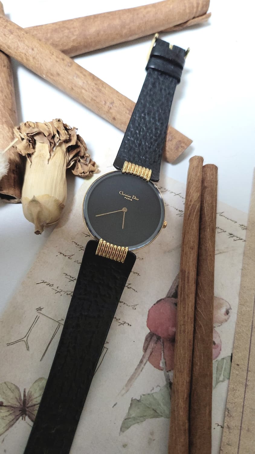 정품 크리스찬디올 블랙문 골드 쿼츠시계[정품 박스포함] 상품이미지3