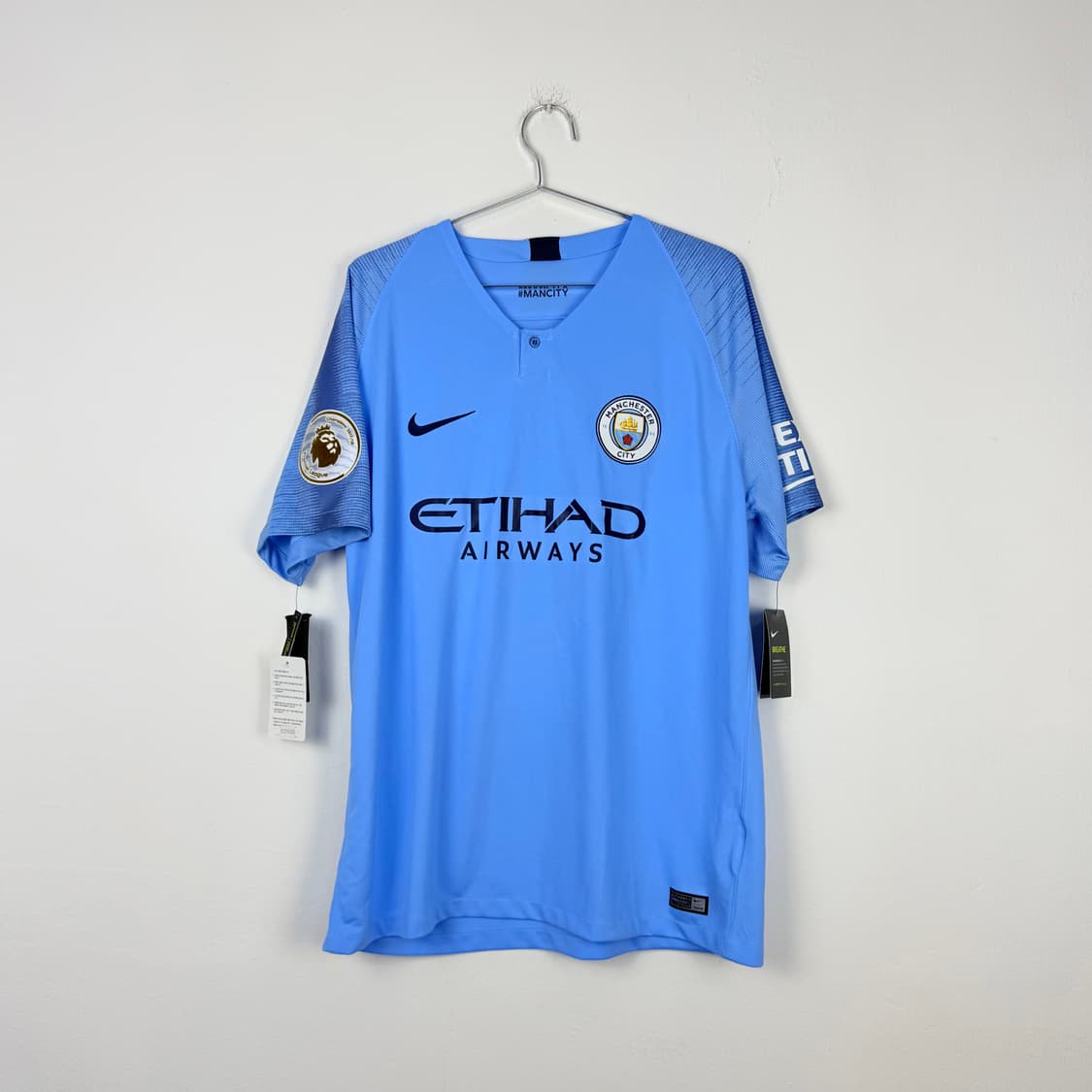 18-19 맨시티 홈 콤파니 유니폼 상품이미지3