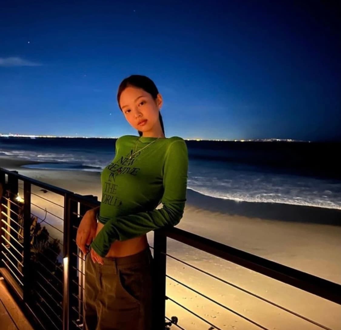 Current NEW CREATIVE LONG SLEEVE TEE 상품이미지1