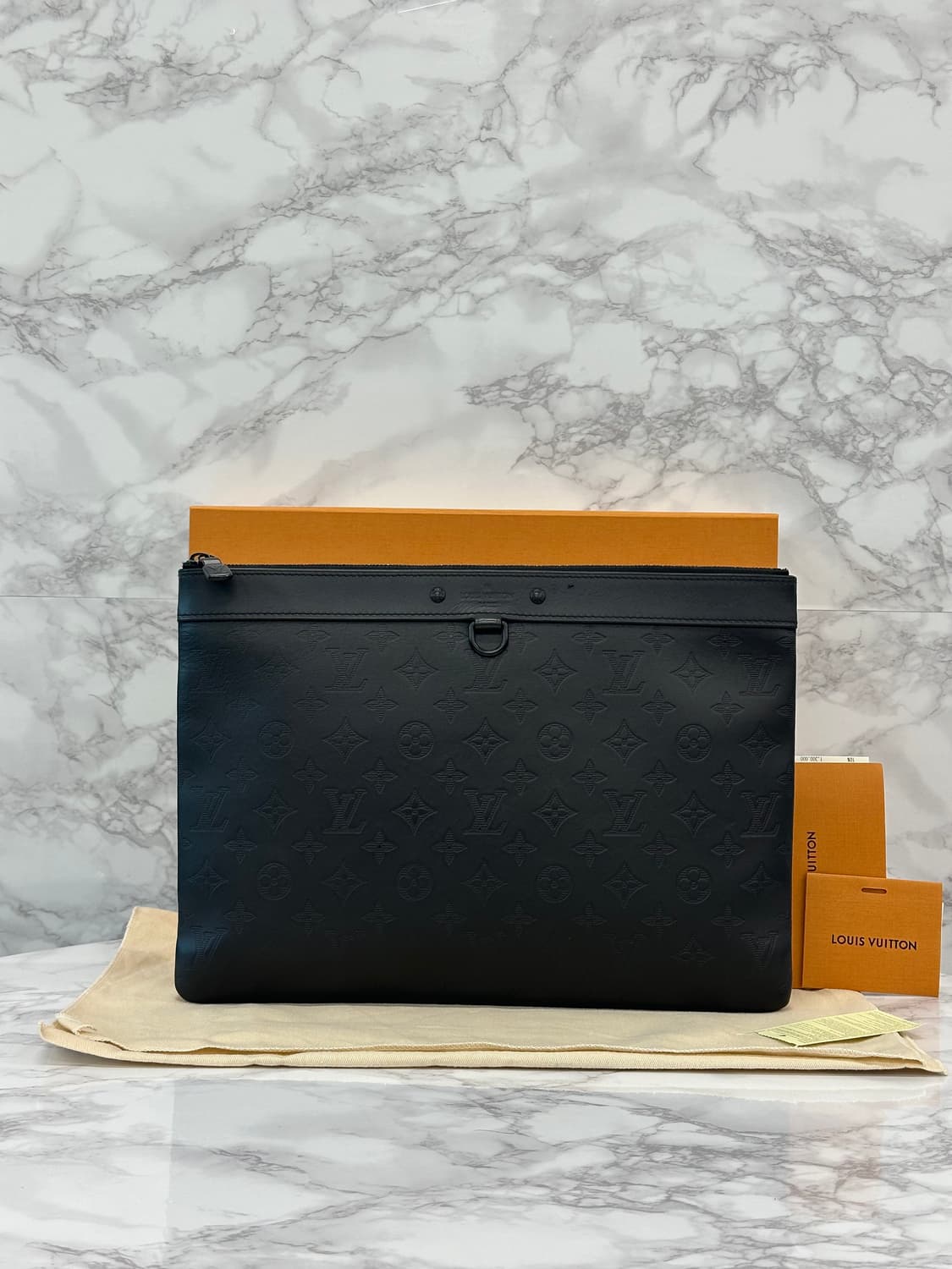 [풀구성] 루이비통 포쉐트 모노그램 쉐도우 클러치 상품이미지1