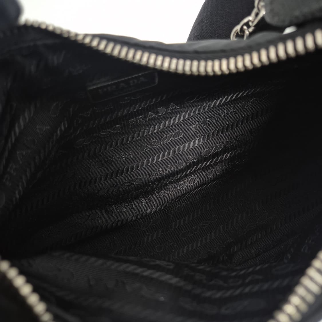 [감정완료] 프라다 나일론 멀티 테수토 호보백 크로스백 (1BH204) 상품이미지10