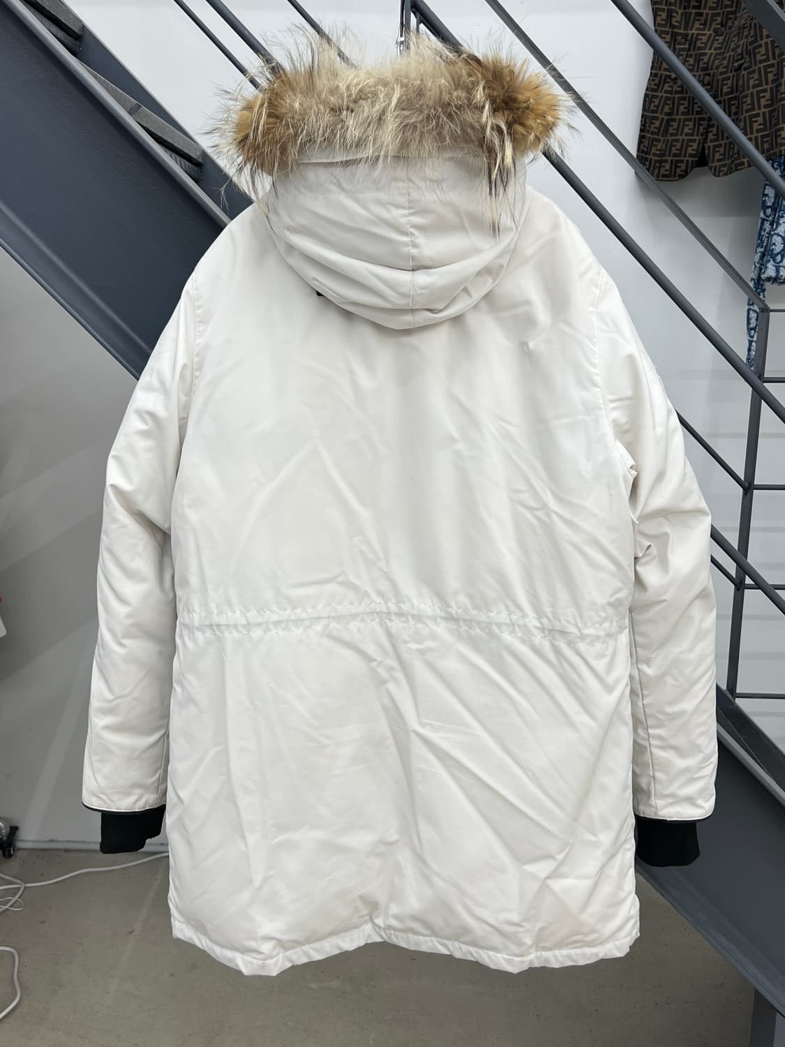 캐나다구스 익스페디션 파카 화이트 / 우먼 L 상품이미지4