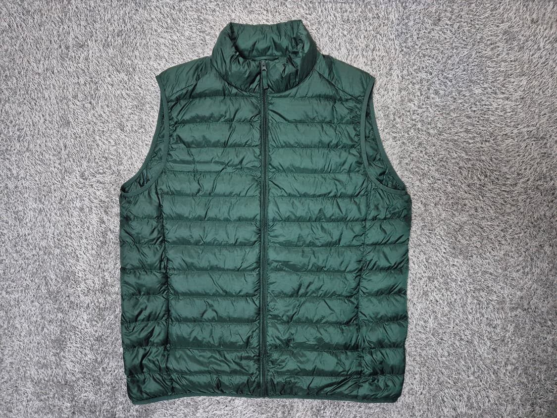 유니클로 남성 경량 다운 패딩 조끼 XL 상품이미지1