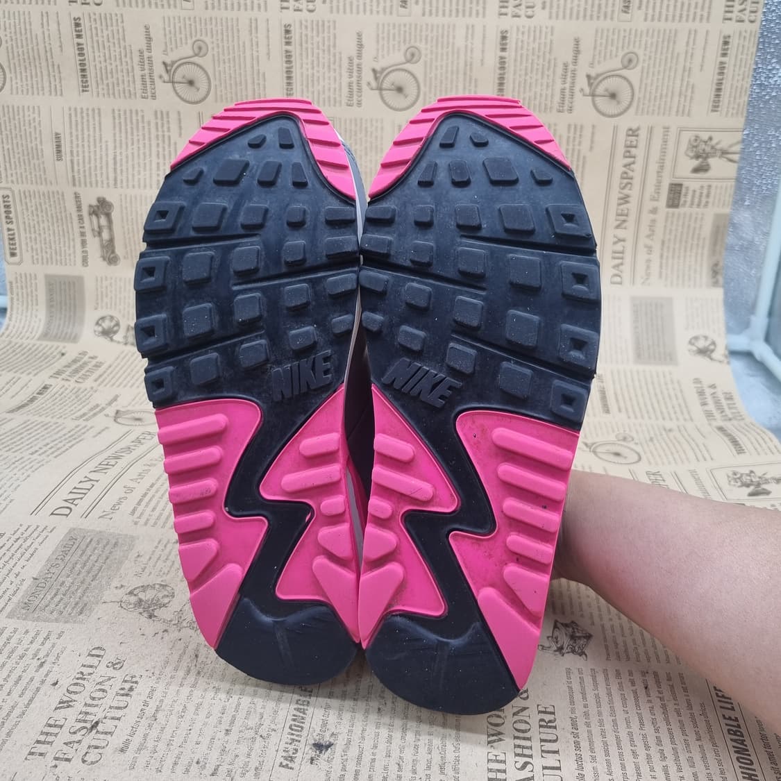 나이키 에어맥스90 여성운동화240 상품이미지3