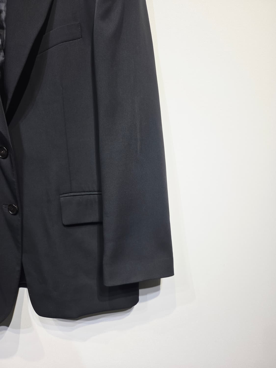 BLOSSOM 블러썸 블랙 피크드 라펠 싱글 자켓 상품이미지5