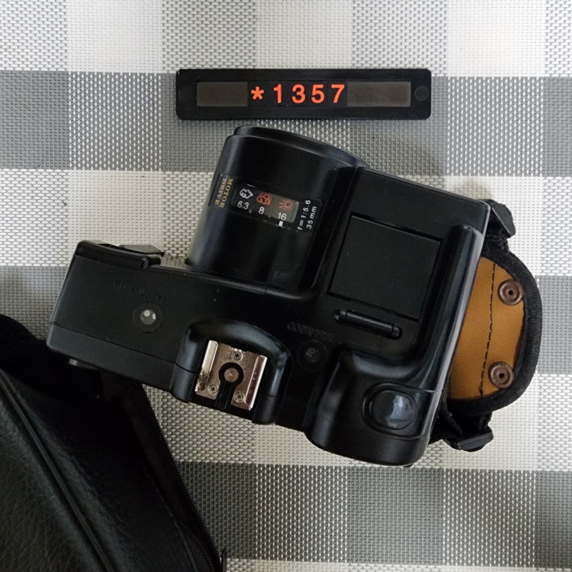 메모웰 DV-36 필름카메라 파우치포함 상품이미지2