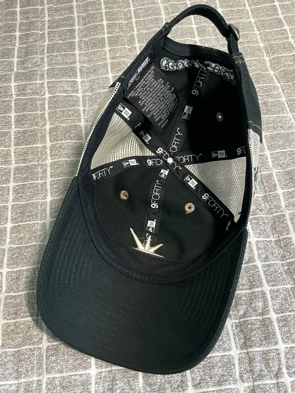 썬러브 뉴에라 데이브레이크 볼캡 블랙 상품이미지2