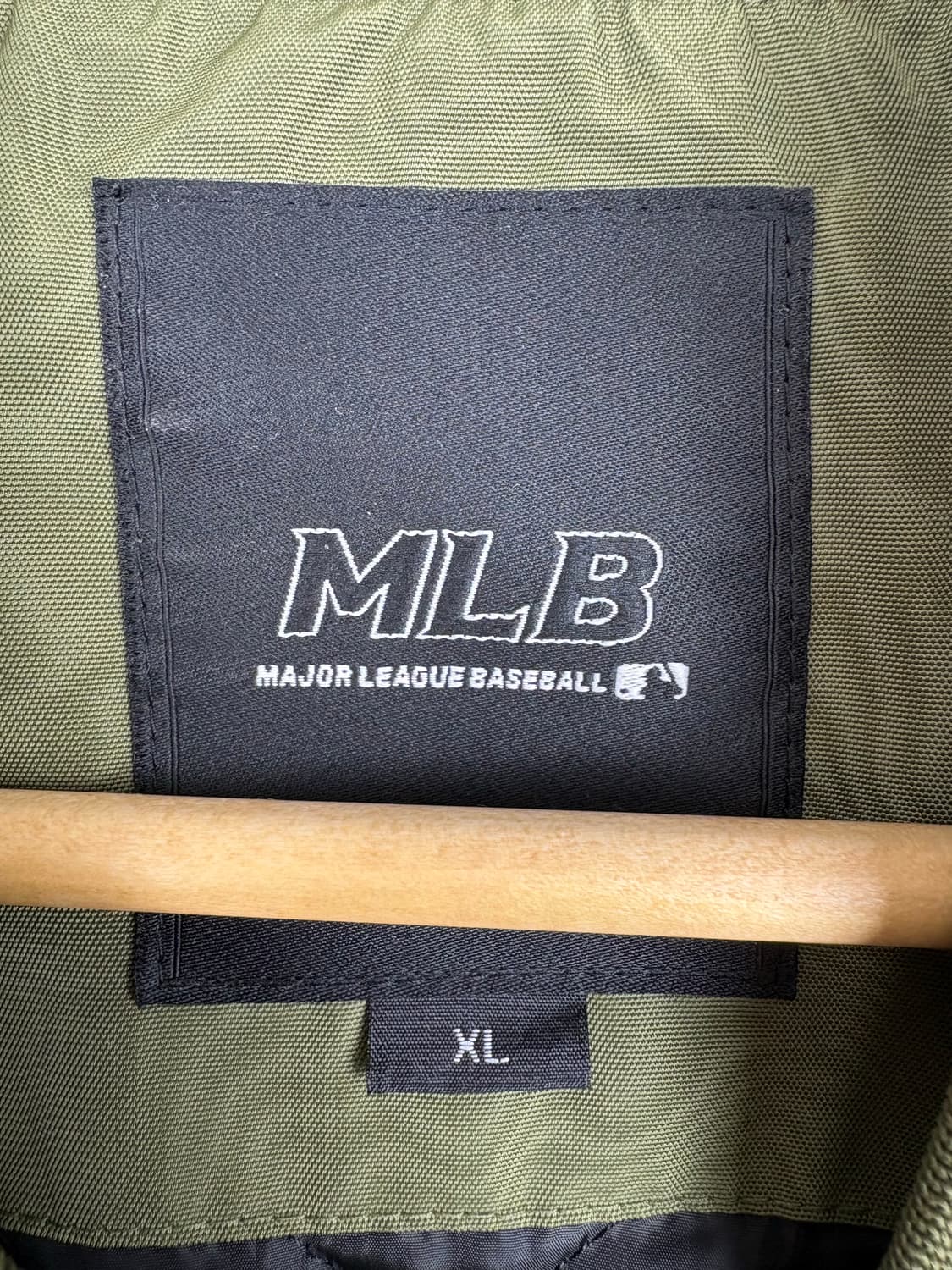 MLB LA 다저스 나일론 스타디움 재킷 상품이미지2