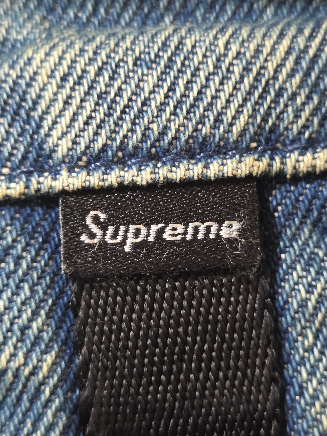 슈프림 데님 백팩 워시드 인디고 - 25FW 상품이미지7