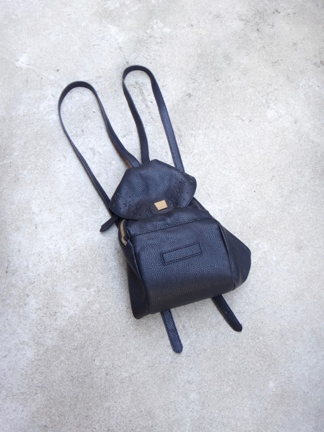 CHRISTIAN LACROIX triangle leather bag 상품이미지3