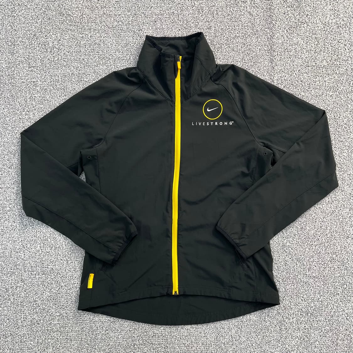 M 나이키 리브스트롱 바람막이 0306M 상품이미지1