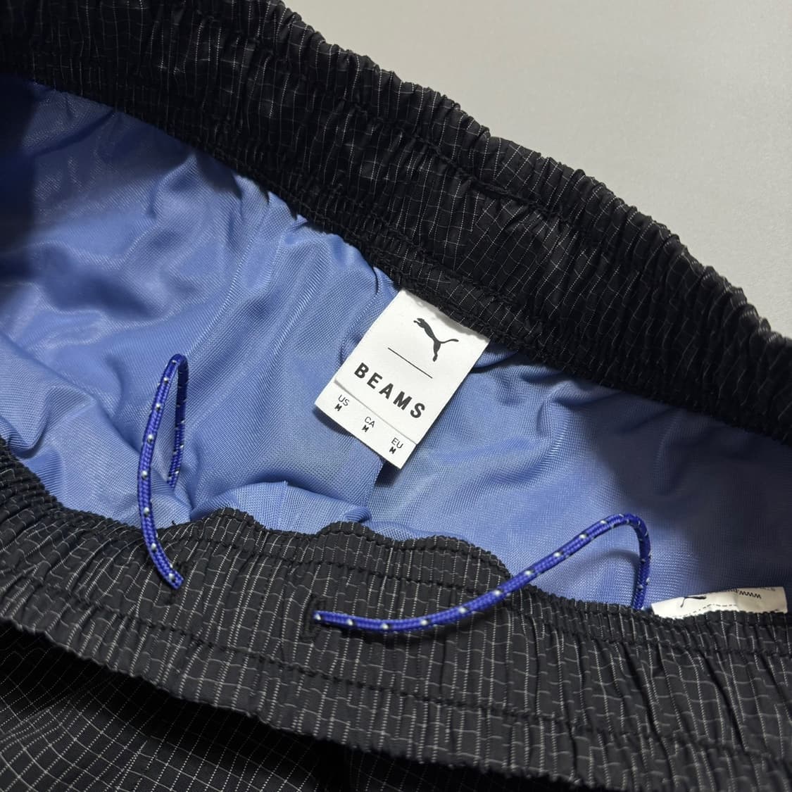 빔즈 X 퓨마(PUMA) 19fw 블랙 블루컬러 립스톱 스포츠 팬츠 상품이미지3