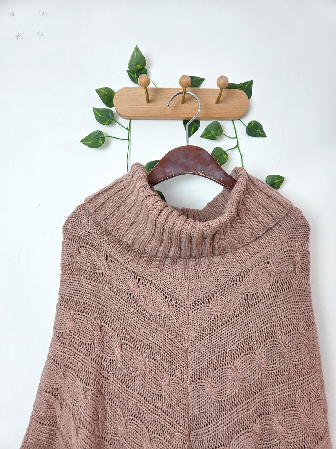 뮤트 핑크 케이프 니트 상품이미지2