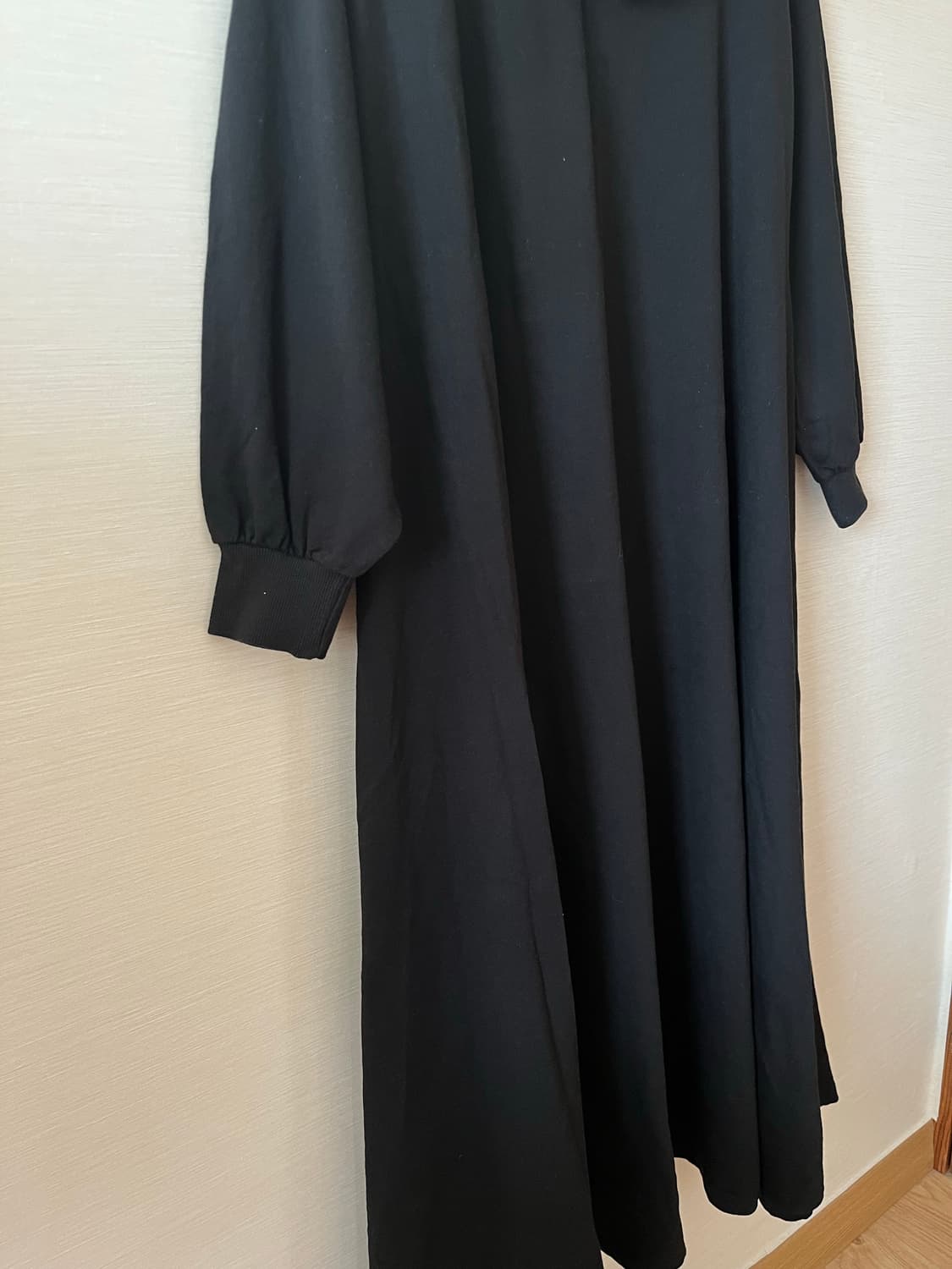 CUBE SUGAR 오버핏 면 블랙 후드 롱원피스 상품이미지7