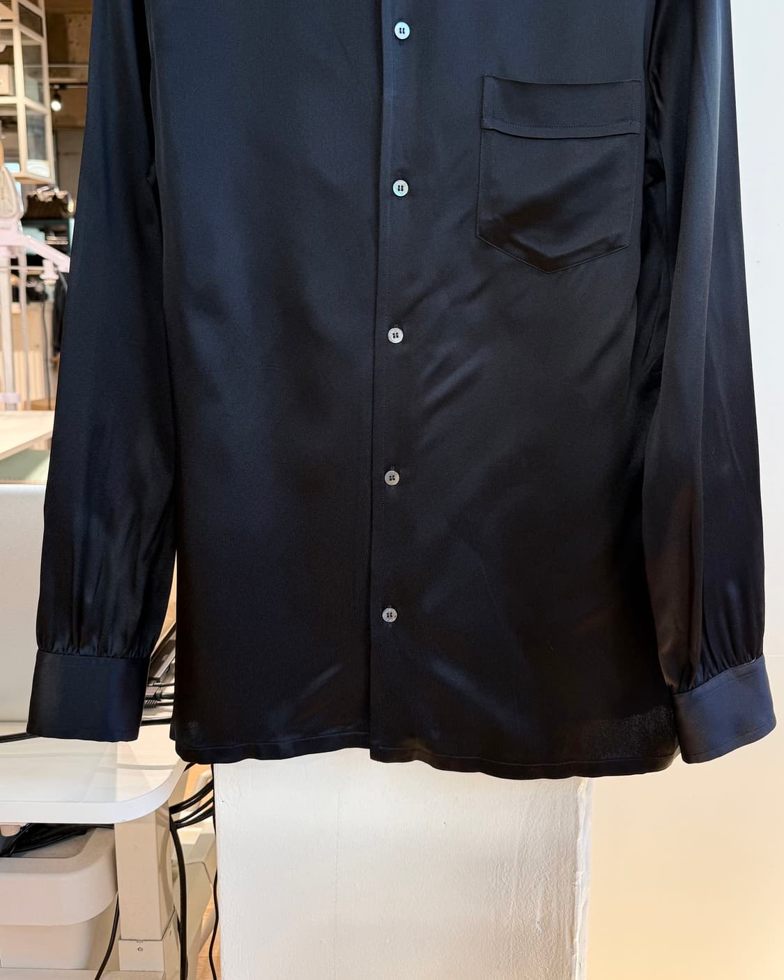 메종마르지엘라 블랙 아세테이트 새틴 백스티치 셔츠 상품이미지6