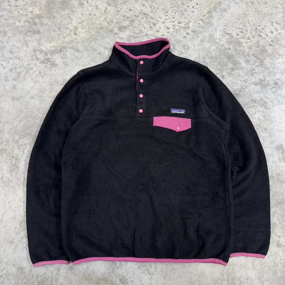 10s 파타고니아 신칠라 스냅-T 블랙/핑크 상품이미지1