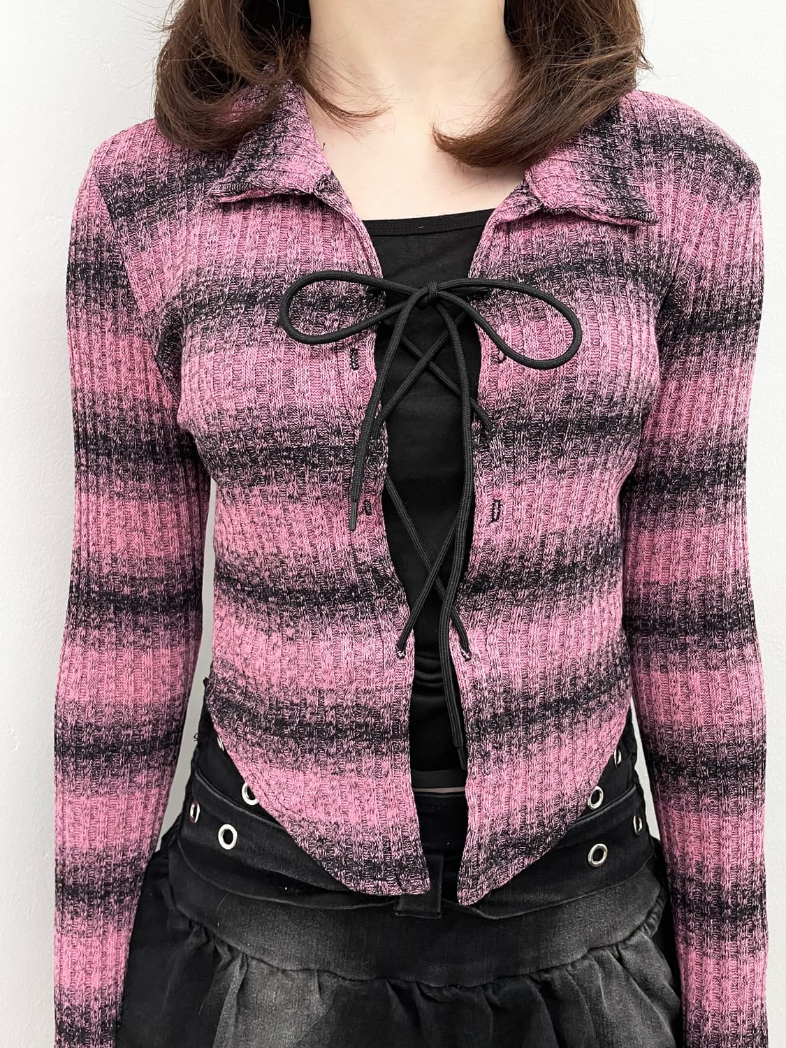 키치 레이스업 아일렛 탑 상품이미지3