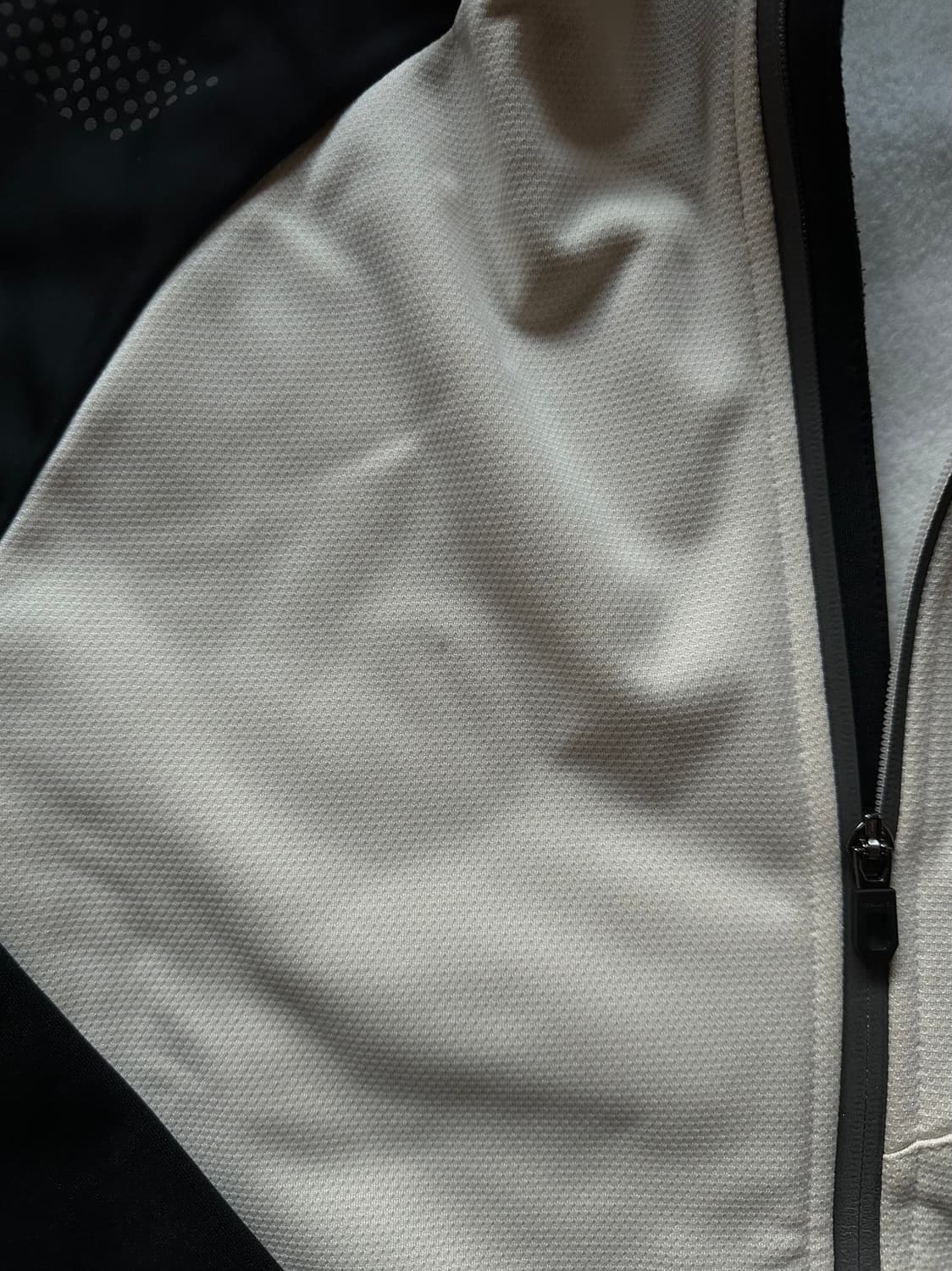 리복 소프트쉘 플리스 L 상품이미지4