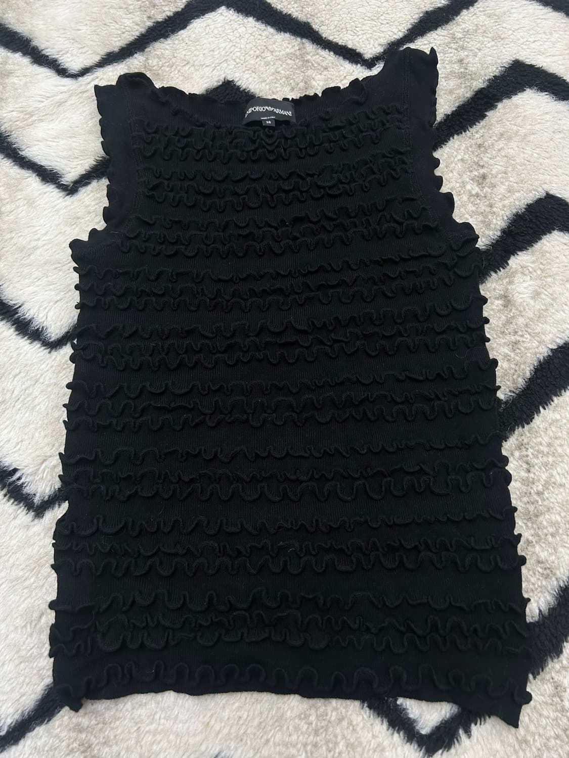 [38]엠포리오 아르마니 러플 슬리브리스/블랙 상품이미지2