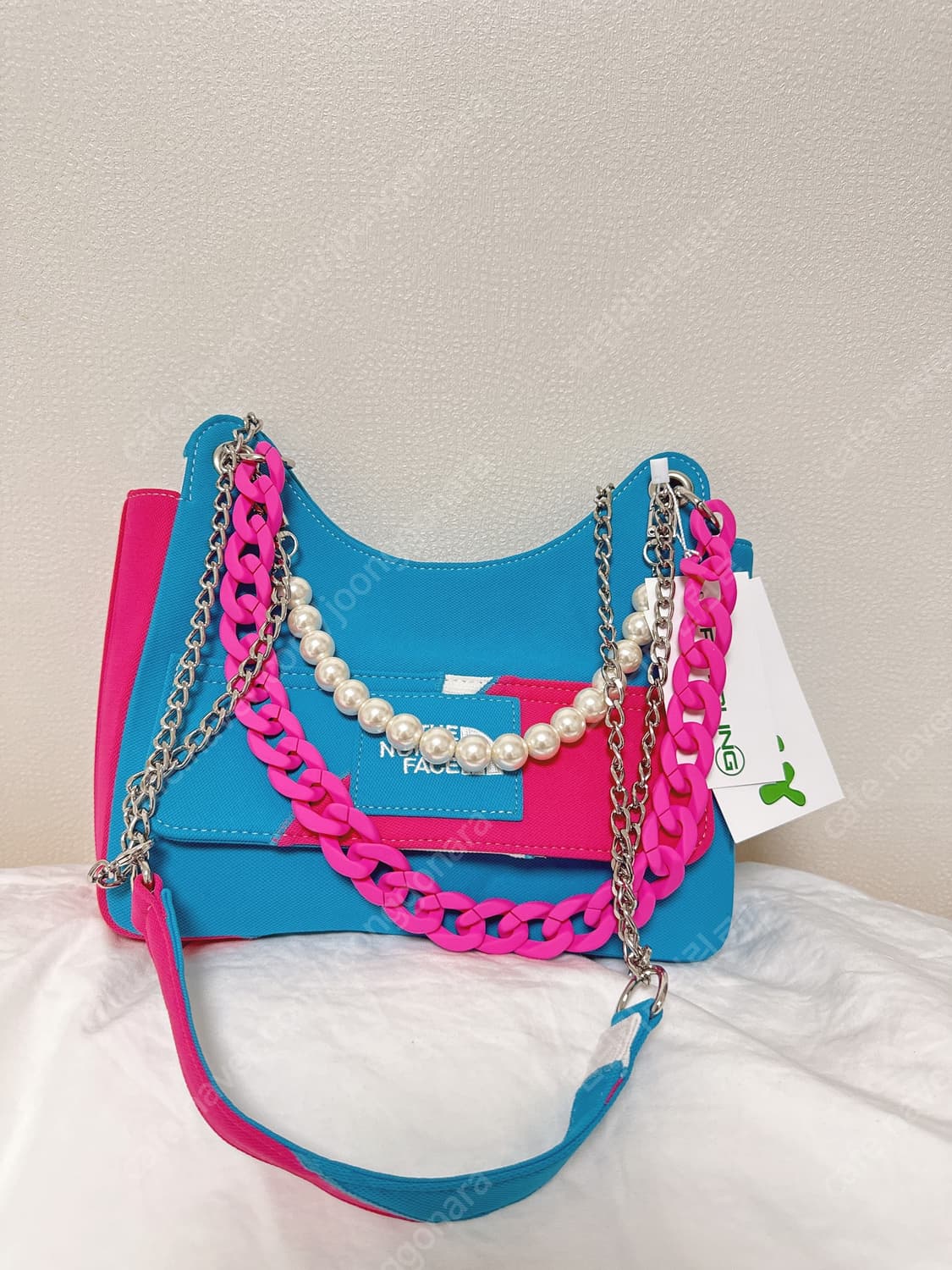 켈리즈 X 더노스페이스 프로그백 상품이미지1