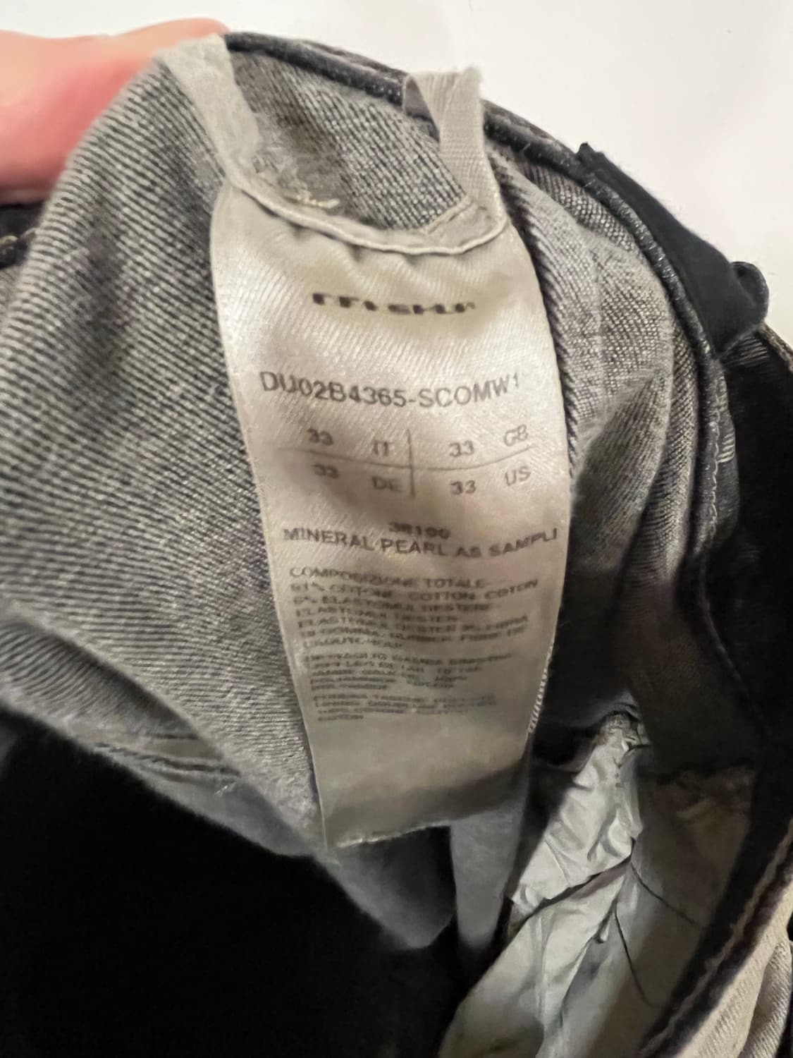 TrueReligion 트루릴리젼 블랙 워싱 데님 바지 28 상품이미지10