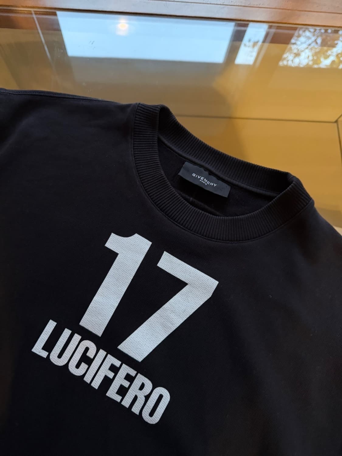 지방시 그래픽 맨투맨 100 상품이미지7