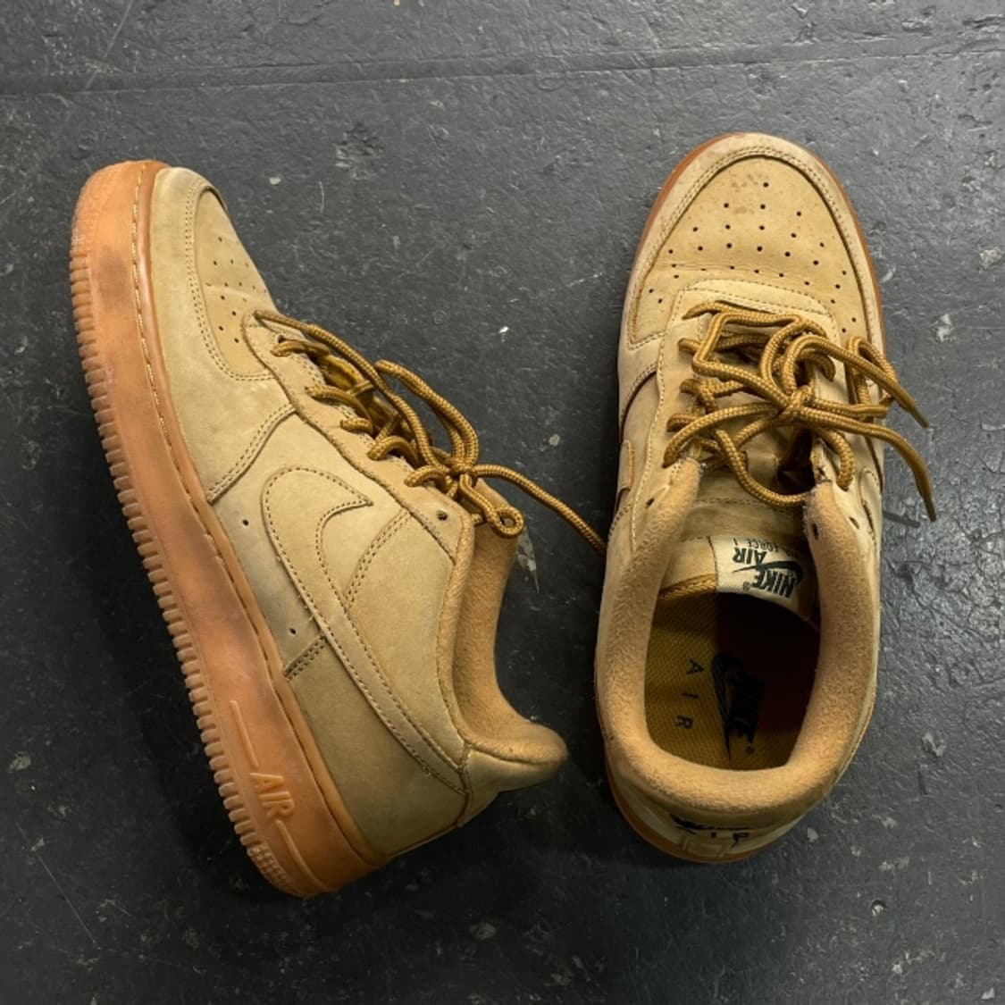 250 나이키 에어포스 된장포스 상품이미지1