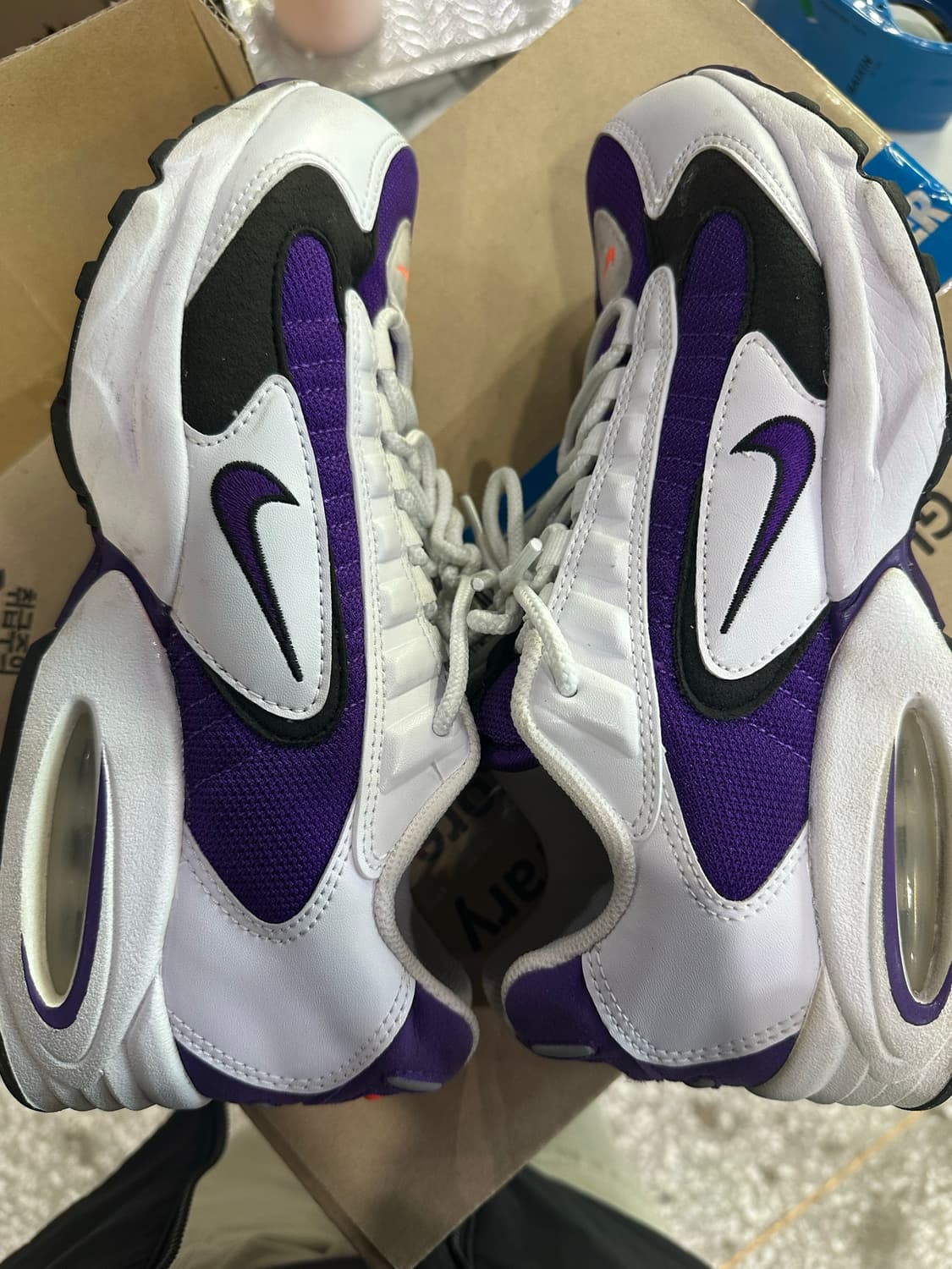 나이키 에어맥스 트라이엑스 볼티지퍼플 상품이미지1