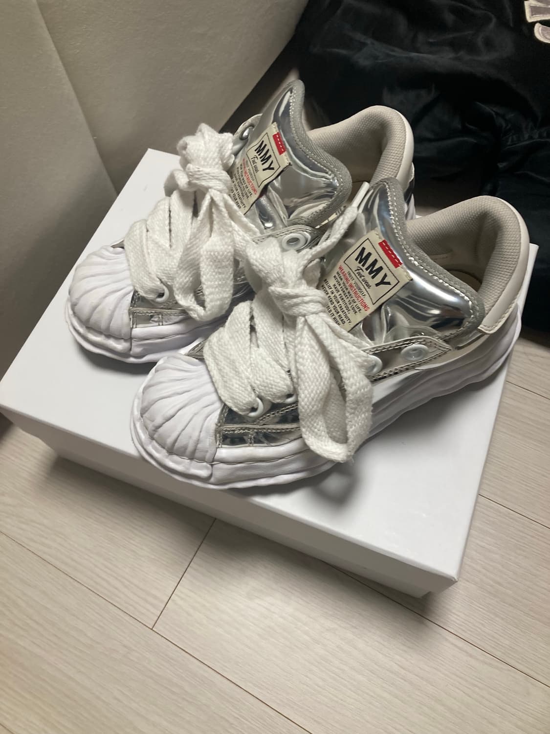 미하라 야스히로 블레이키 푸퍼 실버 38 팝니다 상품이미지1