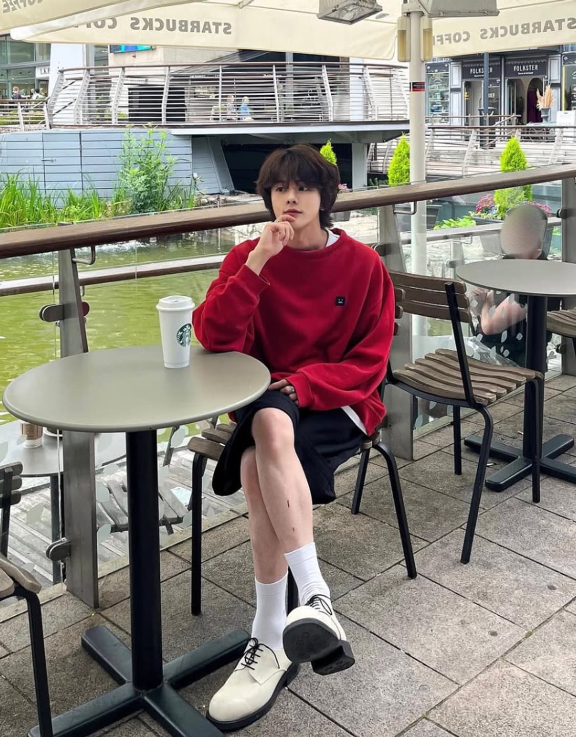 아크네스튜디오 핀트페이스 레드 상품이미지2