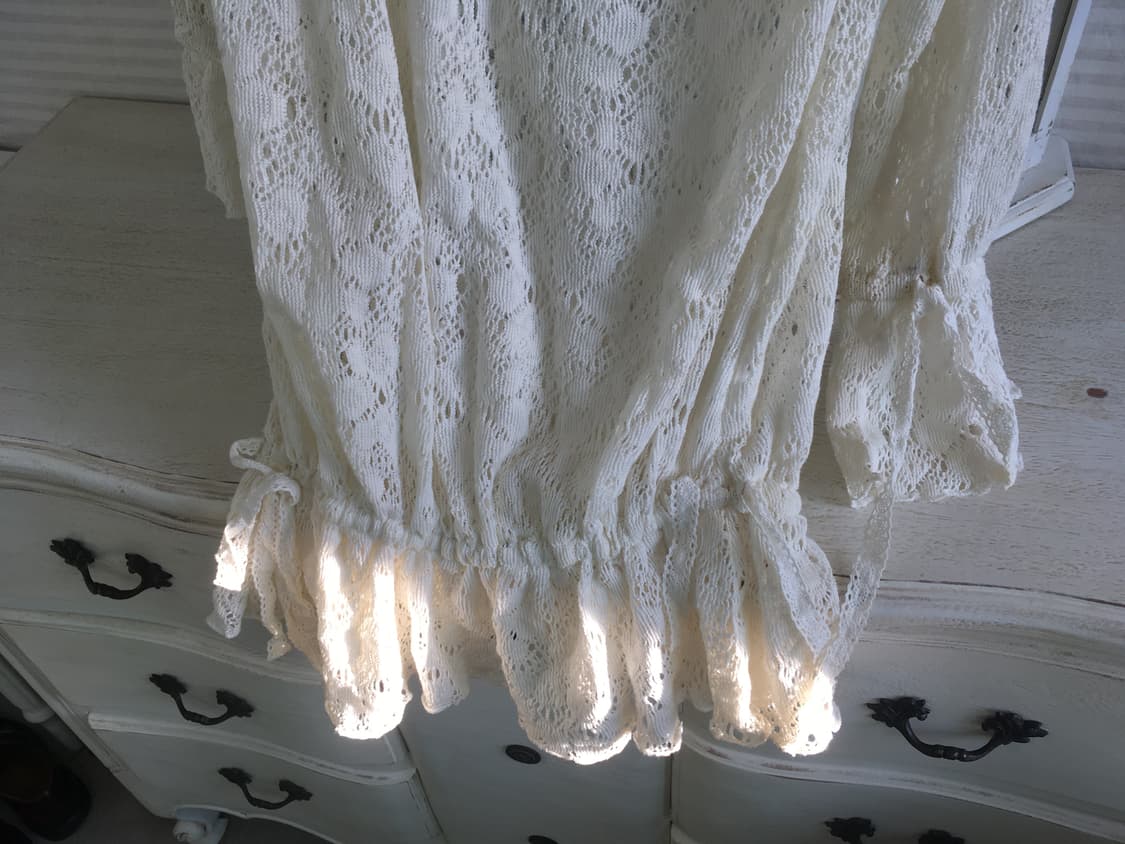 리즈리사 아이보리 레이스 오프숄더 블라우스 상품이미지8