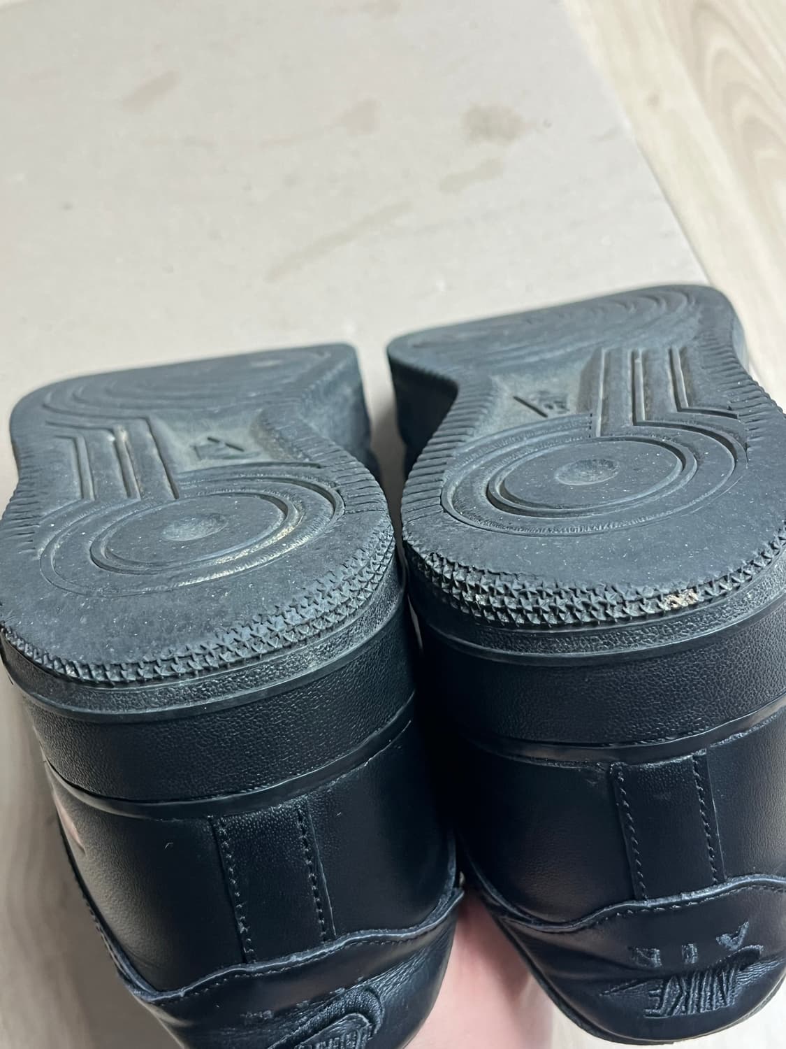 [270] 나이키 에어포스1 슈프림 블랙 상품이미지7