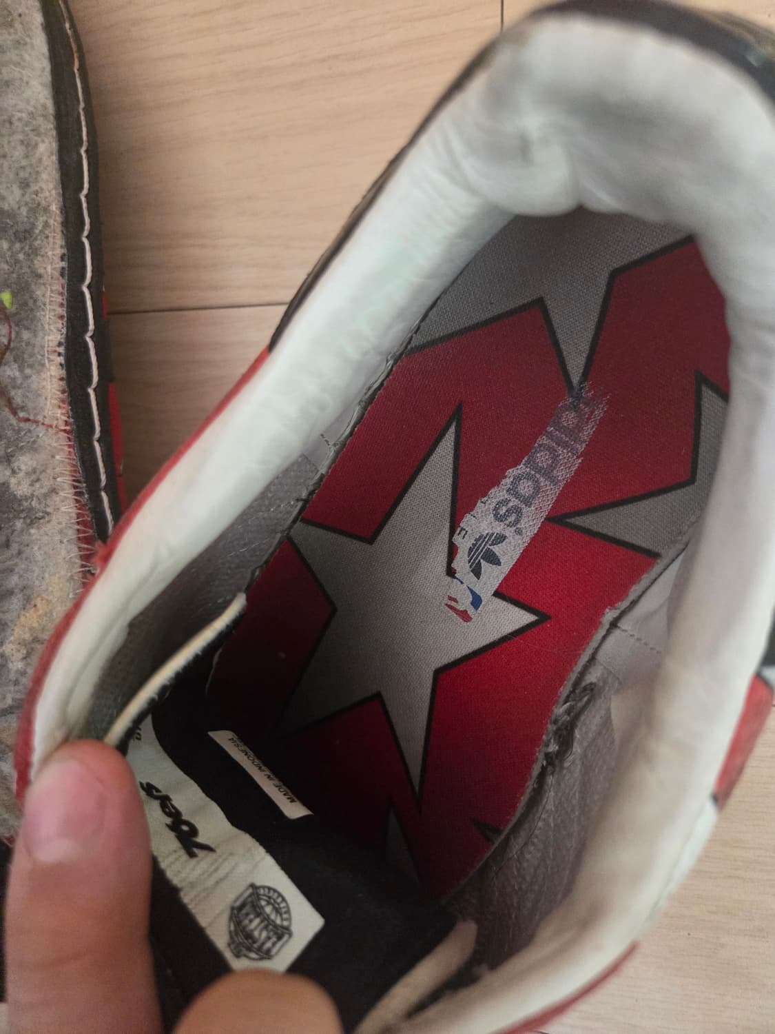 (파손상품)초휘귀 스니커즈 아디다스 캠퍼스2 NBA 시리즈 76ers 상품이미지4