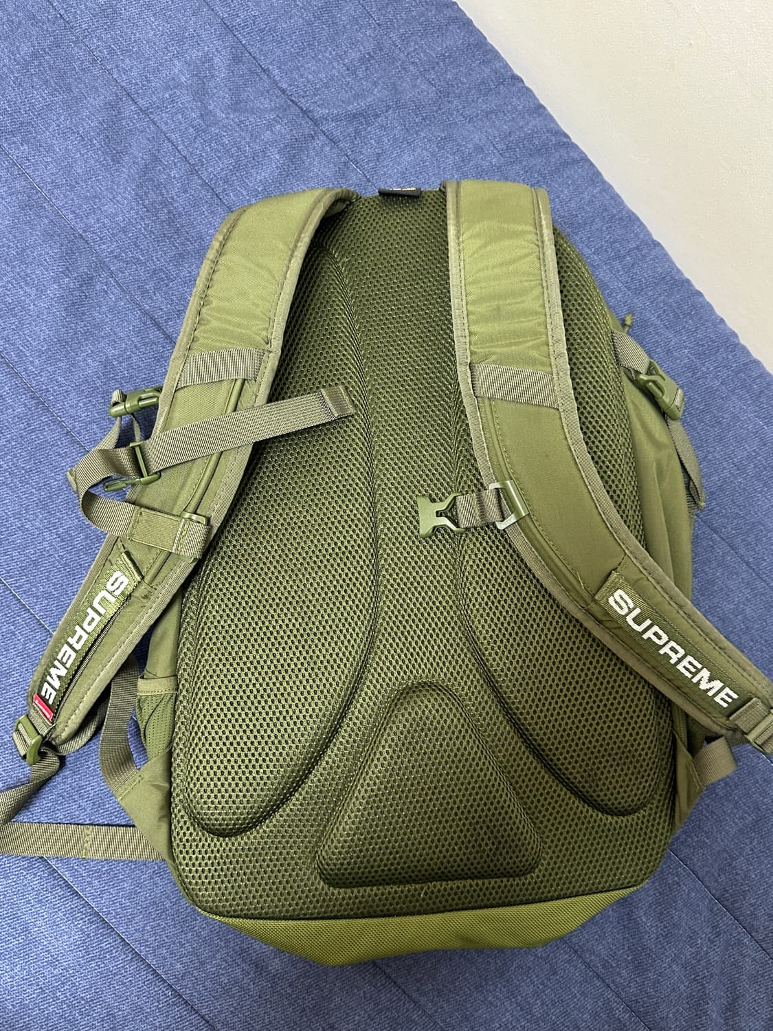 22fw 슈프림 백팩 올리브 카키 상품이미지2