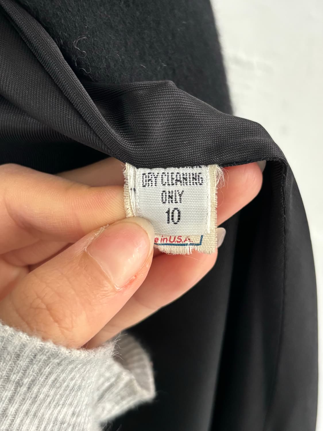 Dior 디올 블랙 롱 플리츠 코트 상품이미지8