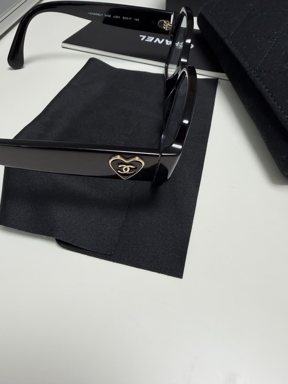 샤넬 하트 안경 (지디안경) 상품이미지1