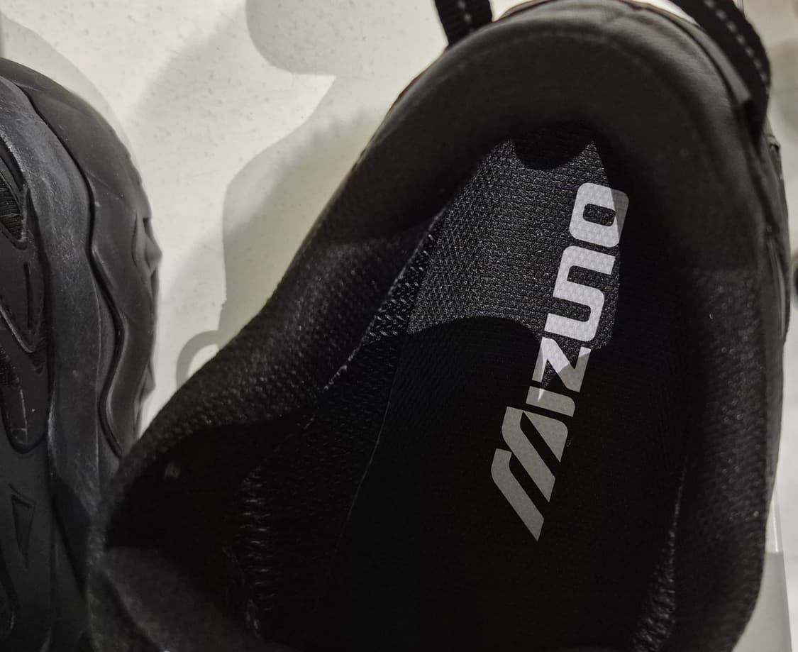 미즈노 웨이브 무진 TL GTX 고어텍스 블랙 270mm 상품이미지6