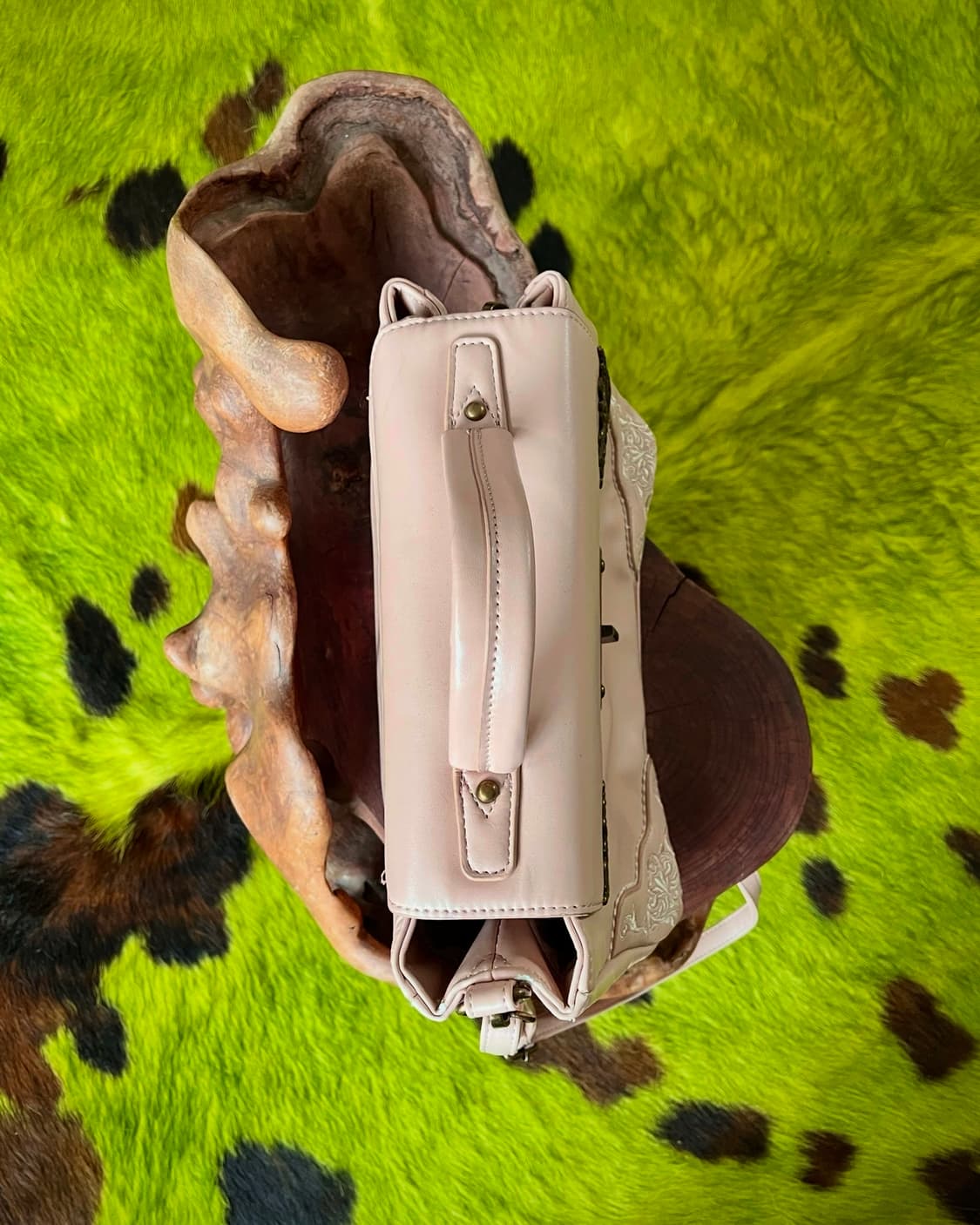 axes femme Antique Metal Trim Crossbag 상품이미지9