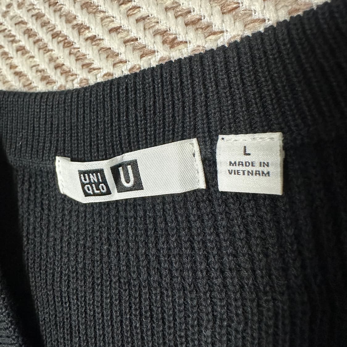 UNIQLO U line v neck vest 상품이미지3